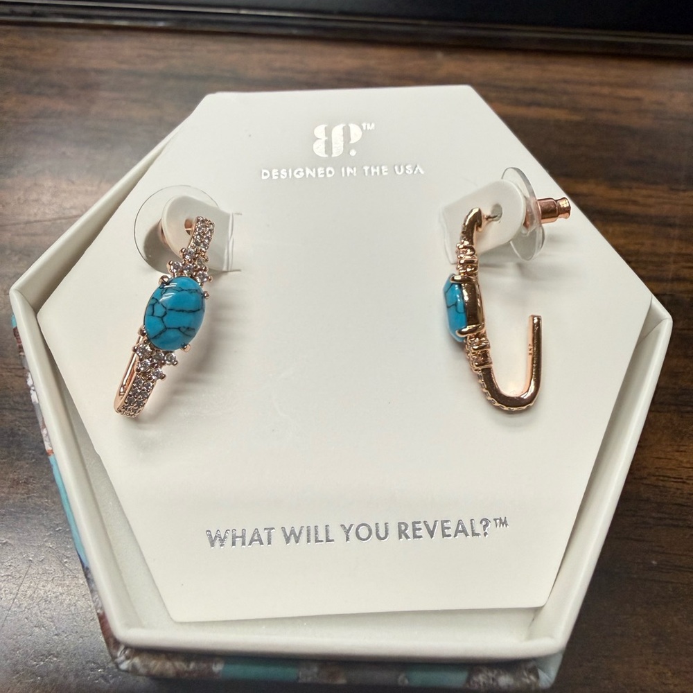 December 2025 earrings